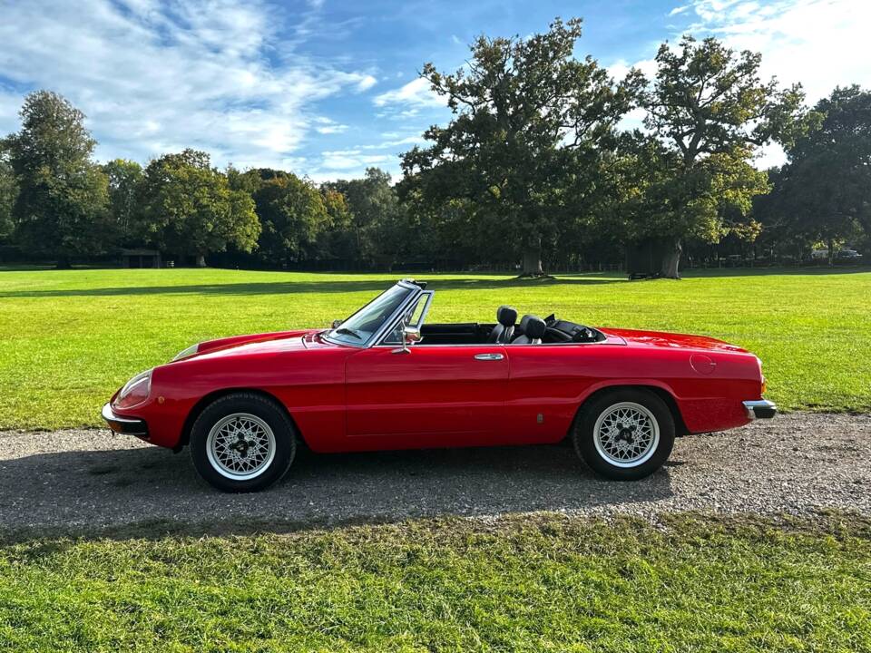 Imagen 13/50 de Alfa Romeo 1750 Spider (1971)