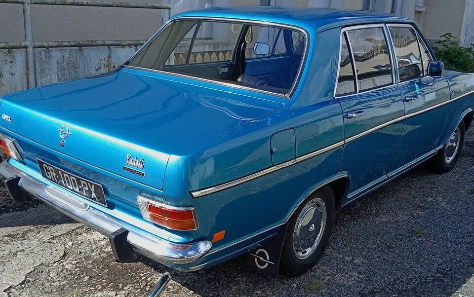 Imagen 5/8 de Opel Kadett 1,1 (1973)