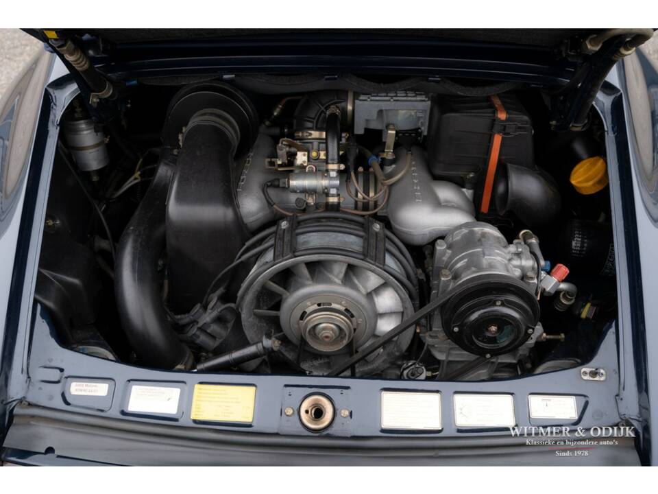 Afbeelding 27/28 van Porsche 911 Carrera 3.2 (1986)