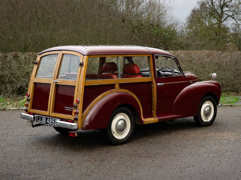 Image 3/43 of Morris Minor 1000 Traveller (1966)
