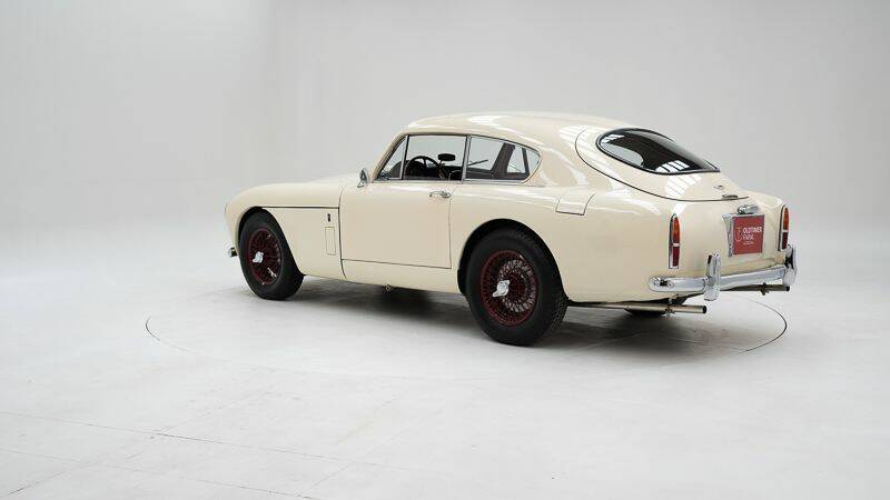 Image 4/15 of Aston Martin DB 2/4 Mk III (1959)