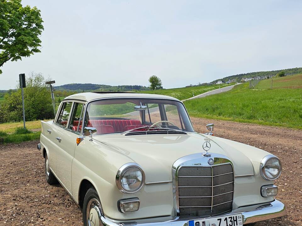 Bild 4/24 von Mercedes-Benz 190 Dc (1963)