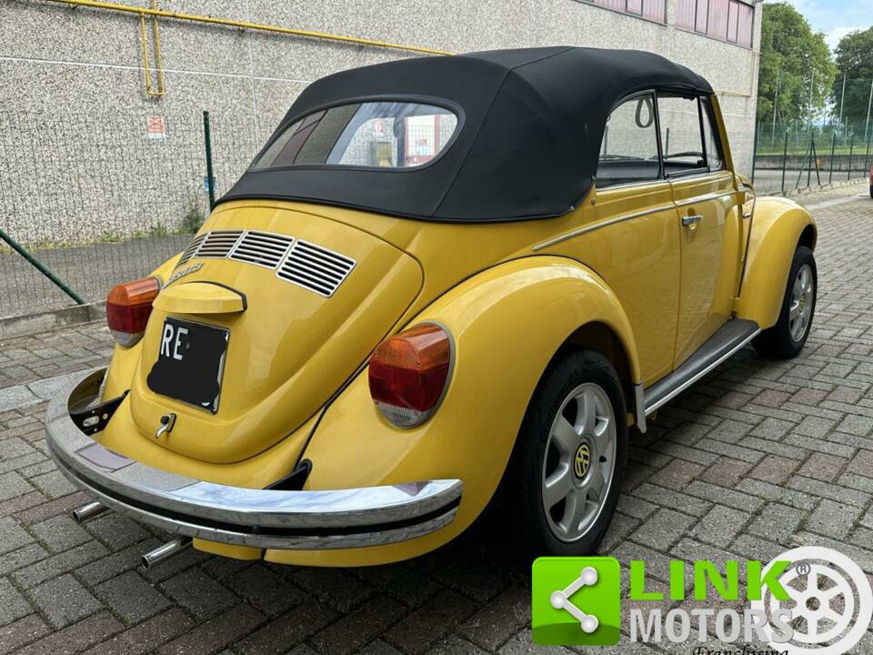 Image 2/10 of Volkswagen Beetle 1303 (1975)