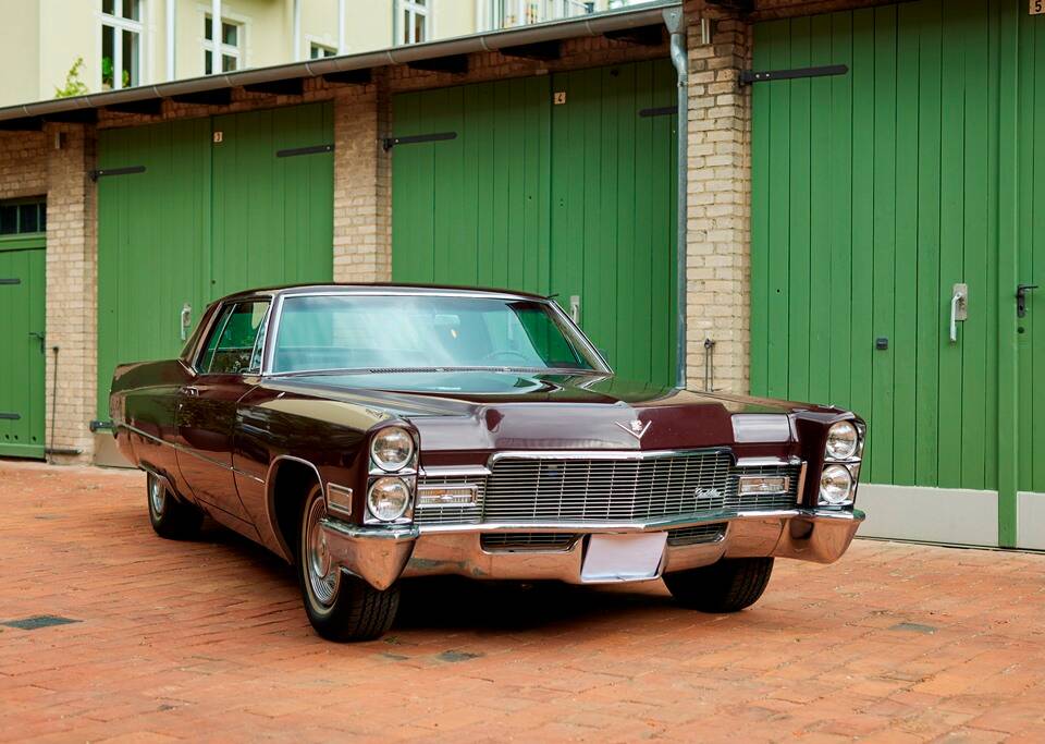 Bild 15/200 von Cadillac Coupe DeVille (1968)
