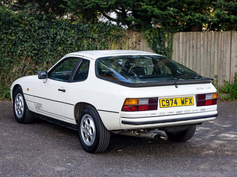 Image 3/50 de Porsche 924 S (1986)