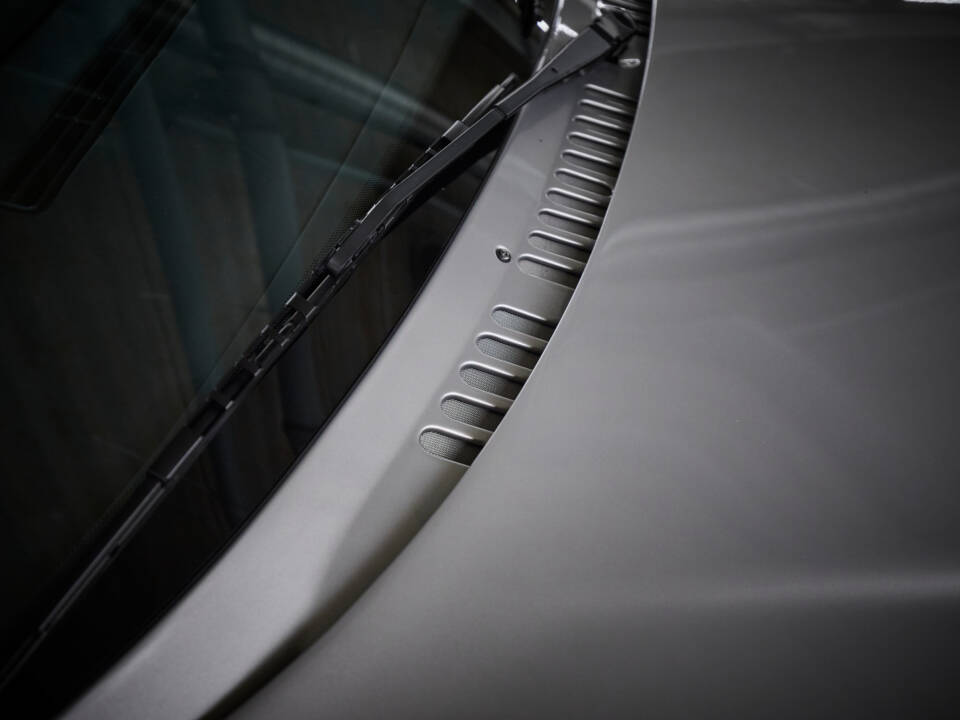 Image 31/77 of Bentley Azure (2001)