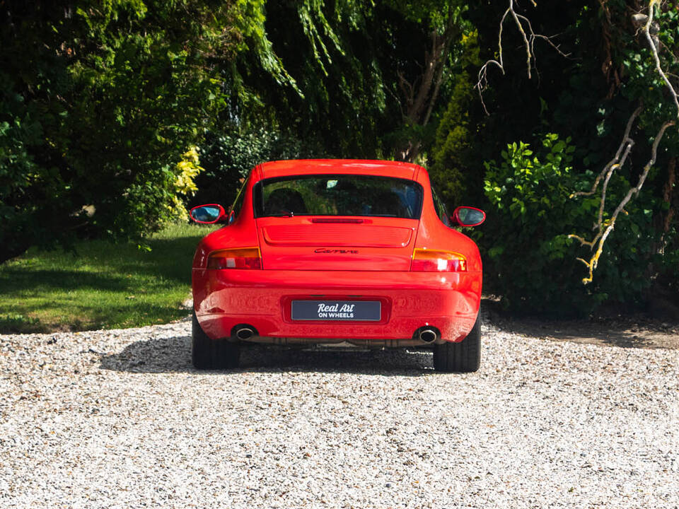 Bild 8/13 von Porsche 911 Carrera (1997)