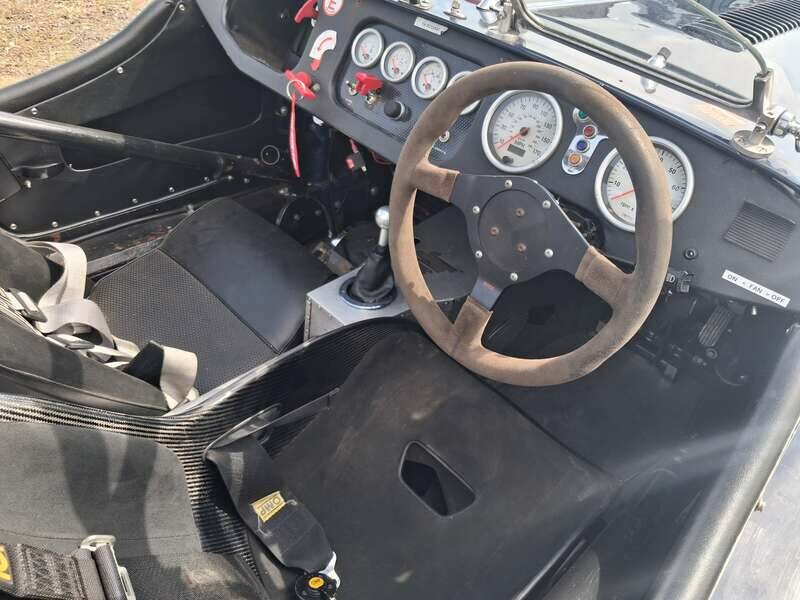 Image 11/27 of Morgan Plus 8 Inj. (1987)