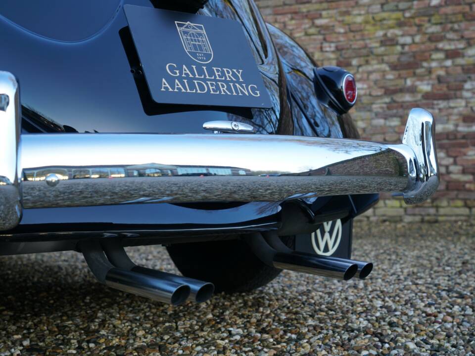 Image 21/50 of Volkswagen Beetle 1200 Standard "Oval" (1955)