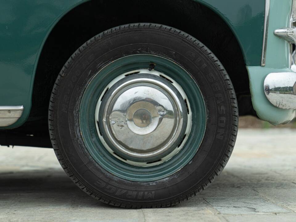 Image 17/50 of FIAT 1400 B (1958)