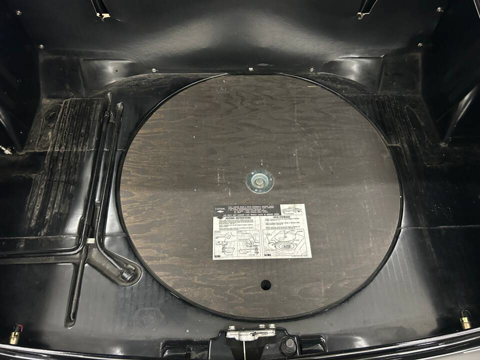 Immagine 18/24 di Chevrolet Corvette (1962)