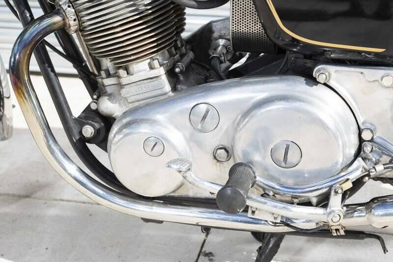 Image 15/27 of Norton DUMMY (1972)