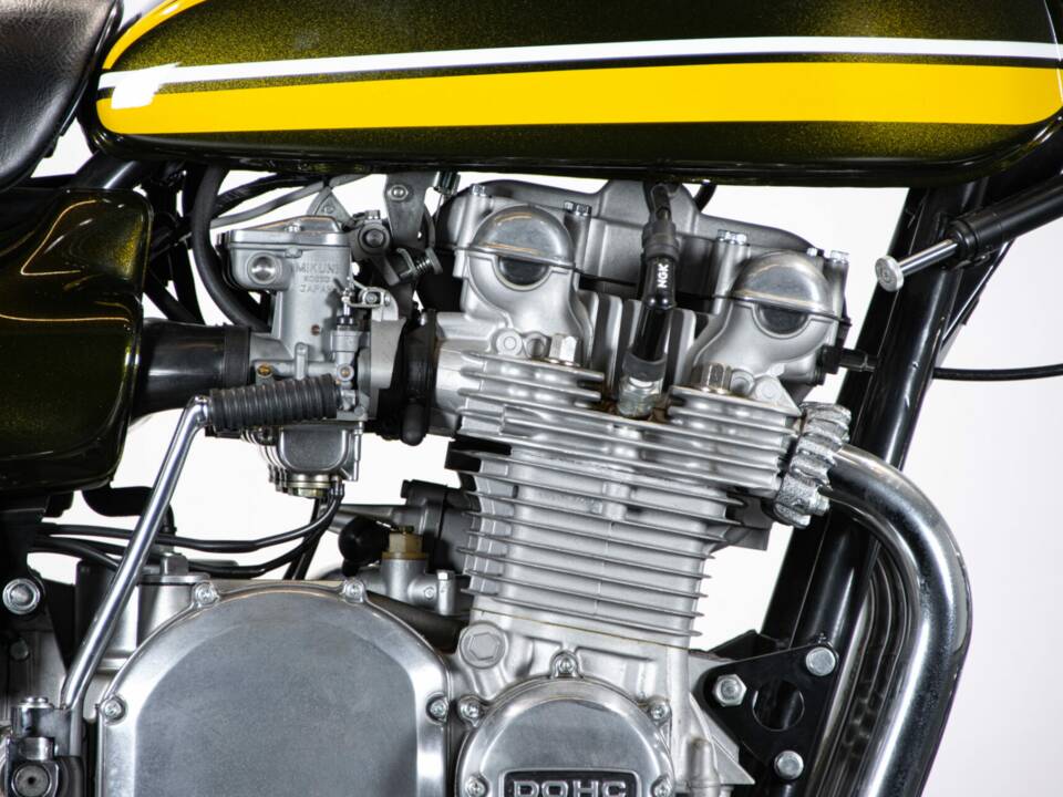 Image 34/50 of Kawasaki 900 Z1 (1974)