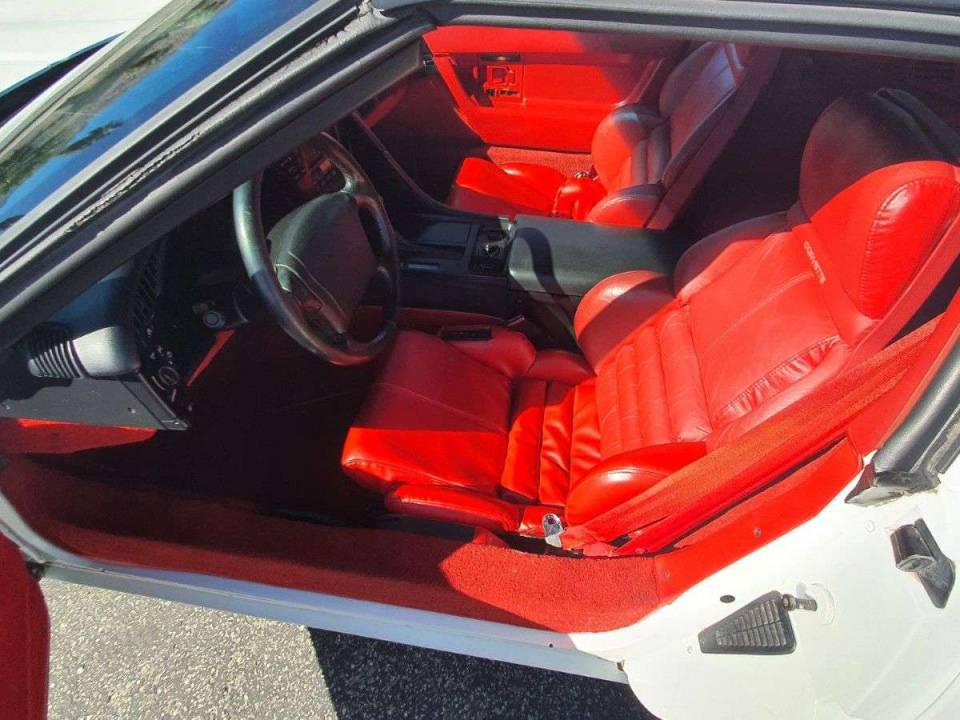 Imagen 9/20 de Chevrolet Corvette (1992)