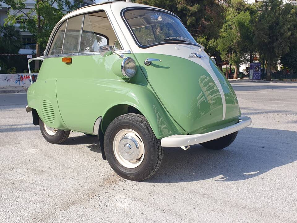 Image 14/98 de BMW Isetta 250 (1961)