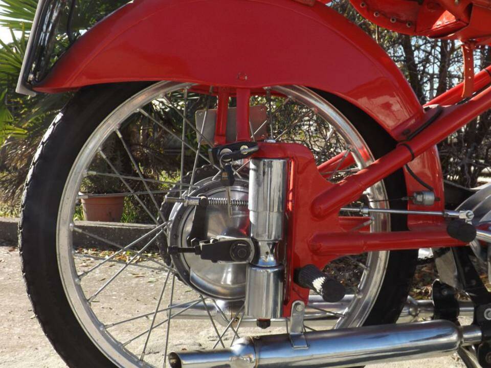 Immagine 39/50 di Rumi 125 Super Sport (1960)