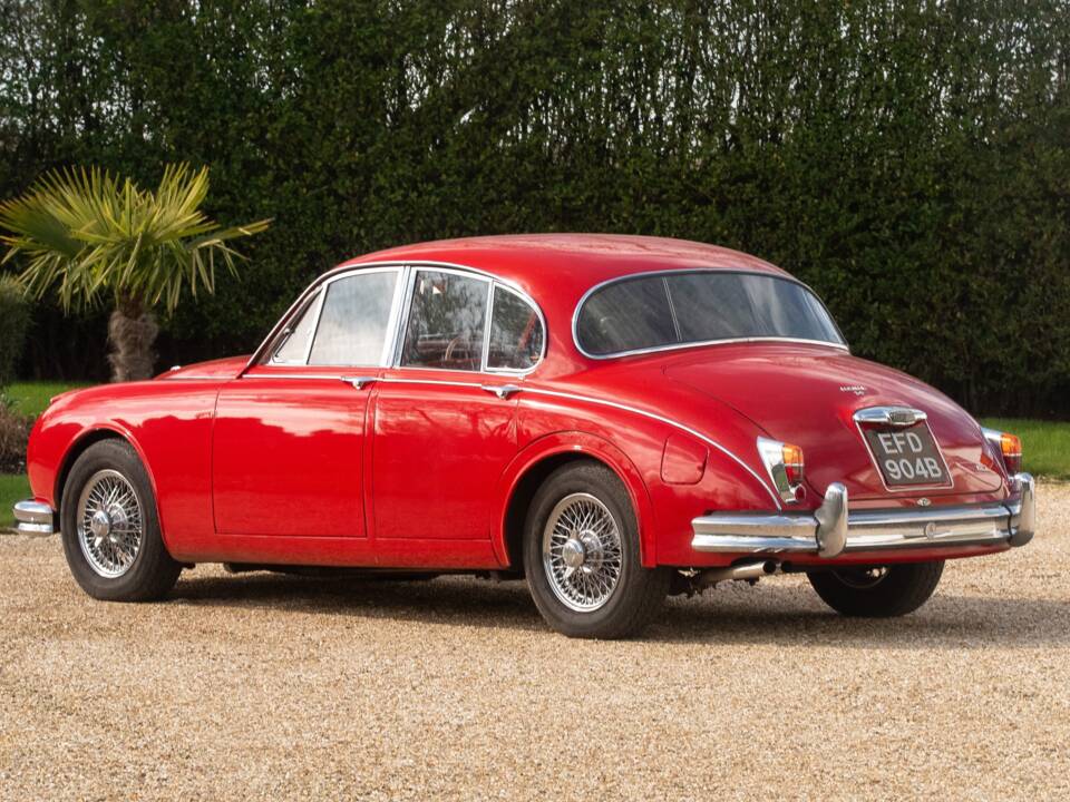 Image 3/50 of Jaguar Mk II 3.8 (1964)