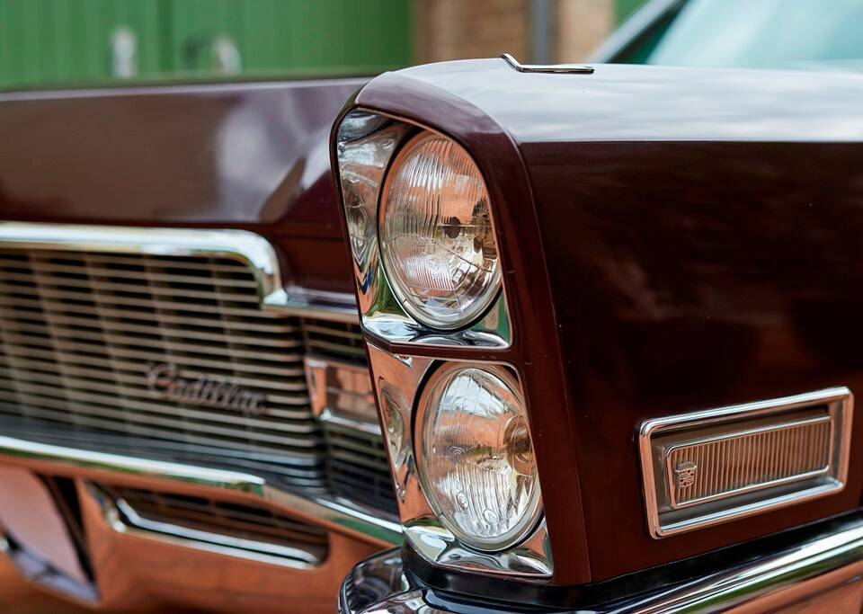 Bild 81/200 von Cadillac Coupe DeVille (1968)