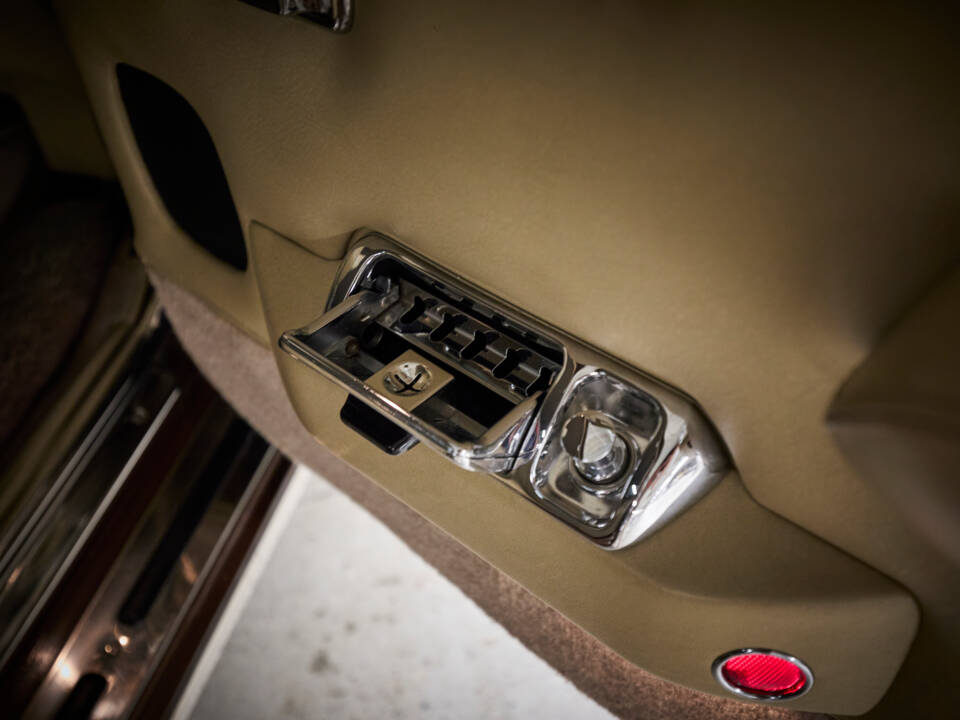 Bild 73/100 von Rolls-Royce Silver Shadow II (1980)