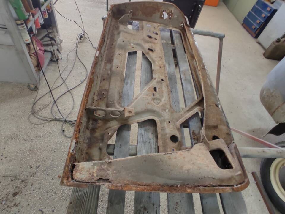 Image 50/99 of Alfa Romeo Giulia 1750 GT Am (1971)