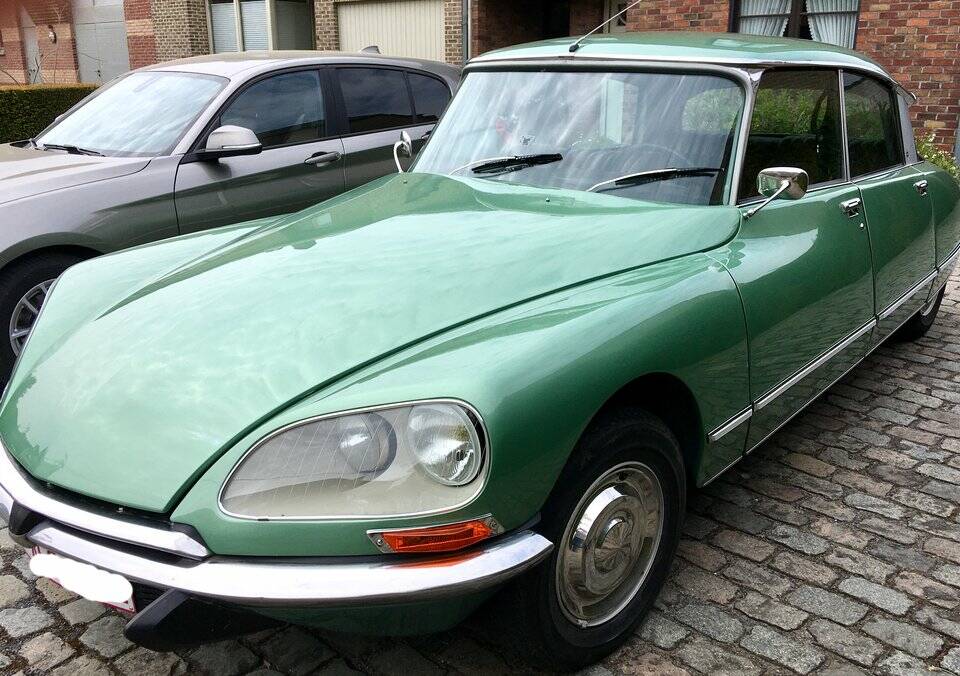 Image 3/8 of Citroën DS 21 IE Pallas (1972)