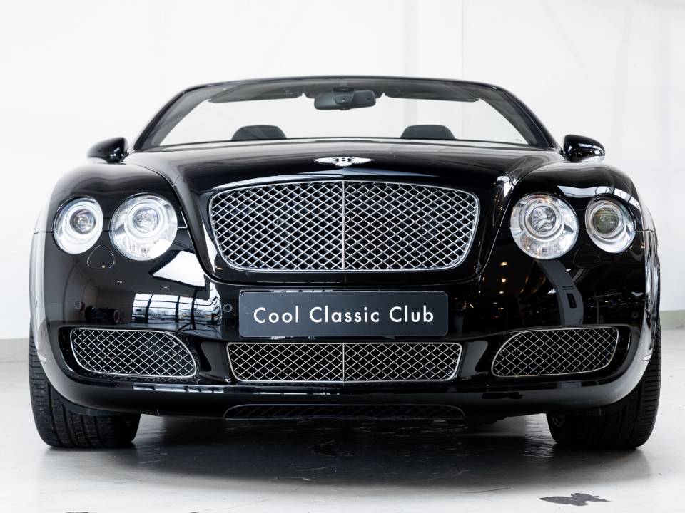 Image 2/43 de Bentley Continental GTC (2007)