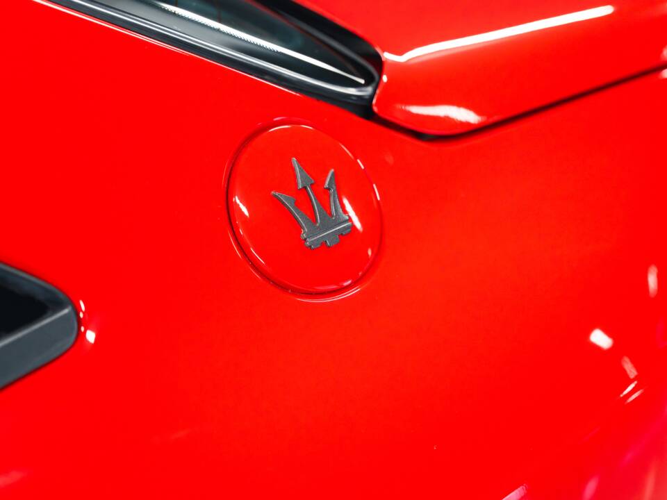 Image 14/42 of Maserati Shamal (1991)