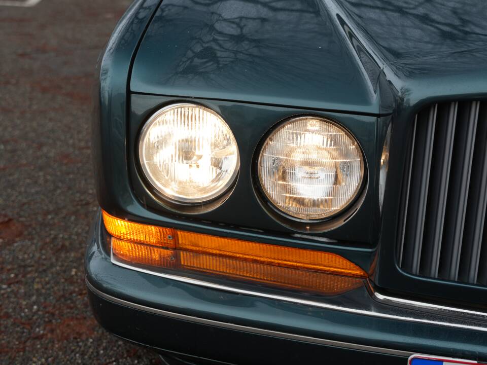 Bild 31/86 von Bentley Continental R (1997)