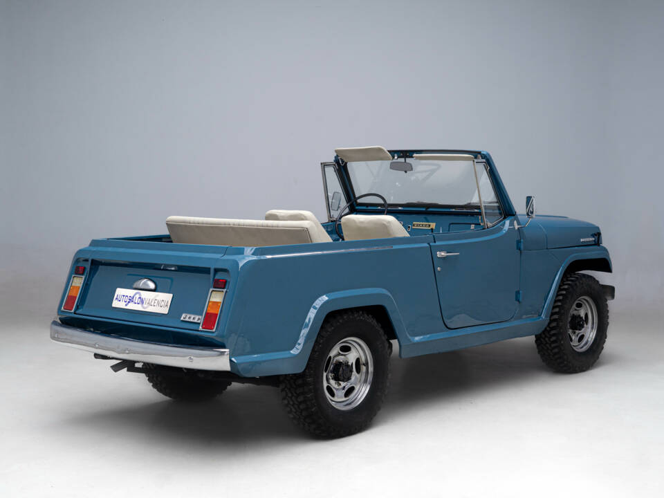 Bild 12/37 von Jeep Commando (1972)