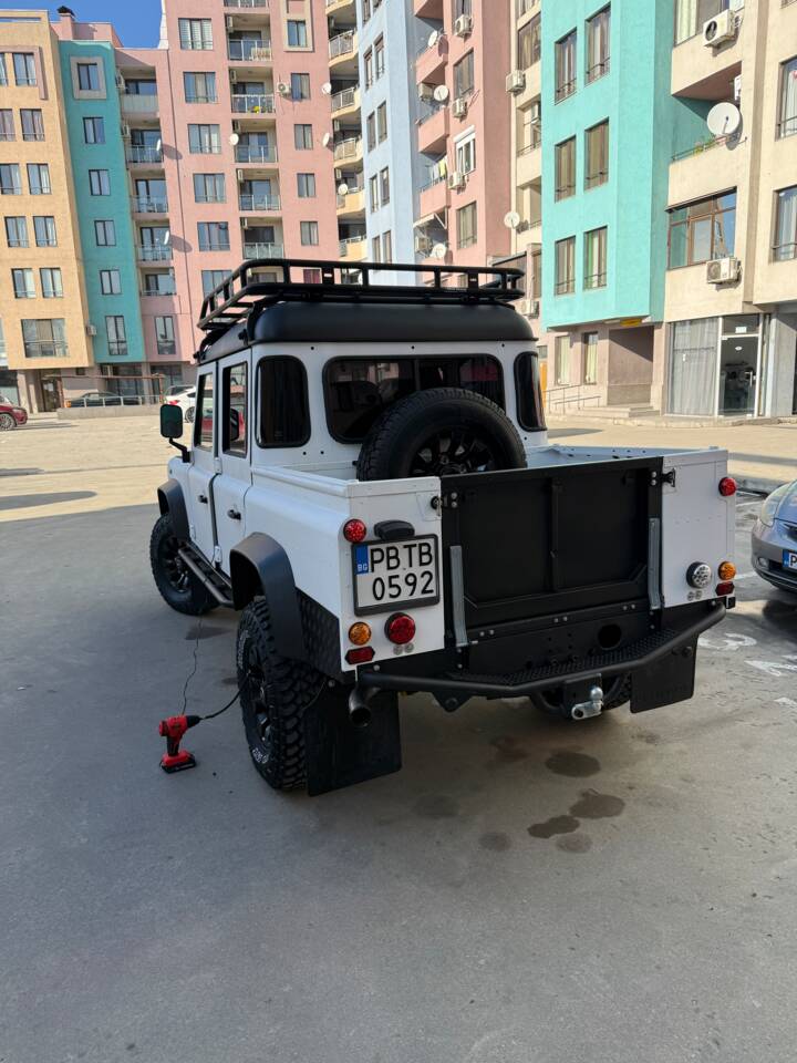 Afbeelding 11/73 van Land Rover Defender 110 (2005)