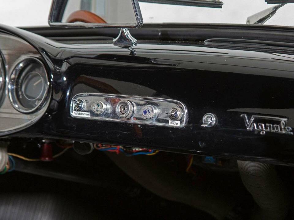 Image 22/33 of FIAT 750 Nardi Coupé (1959)