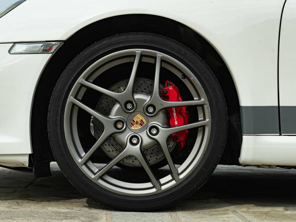 Image 23/50 of Porsche 911 Carrera (2009)