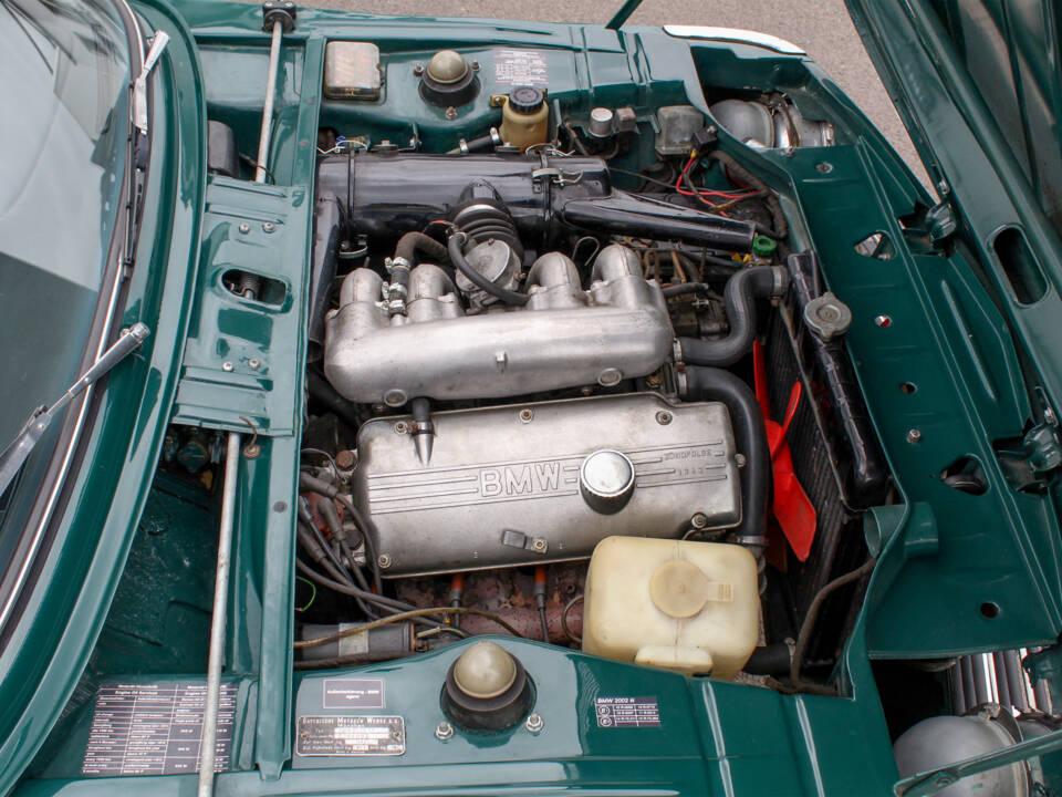 Image 17/31 of BMW 2002 tii (1971)