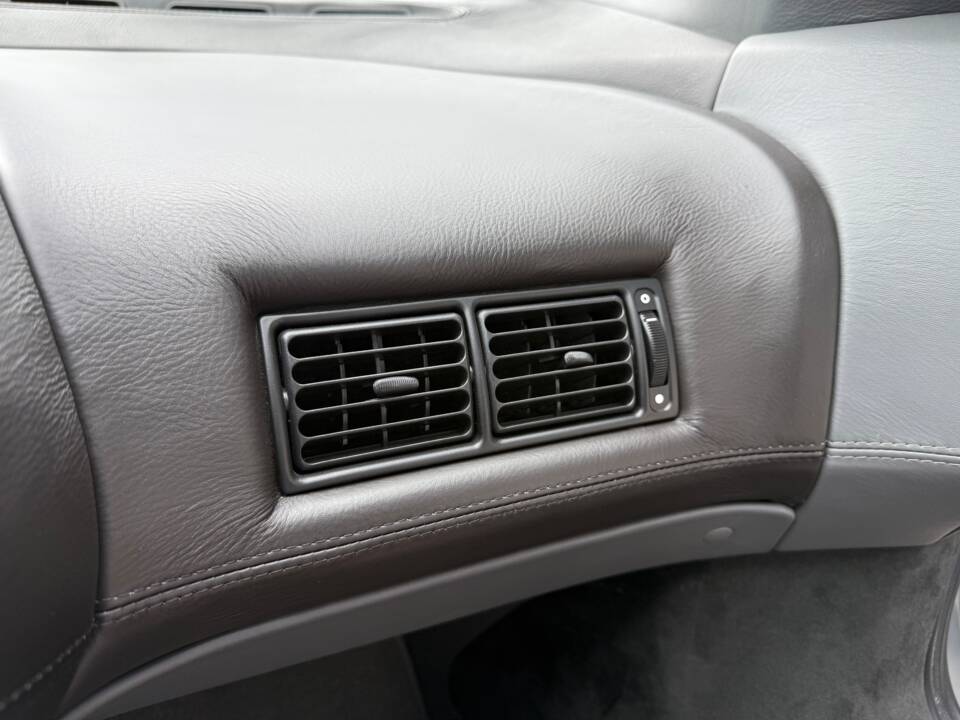 Bild 49/55 von Jaguar XJ 220 (1993)