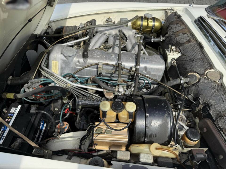 Immagine 44/50 di Mercedes-Benz 280 SL (1968)