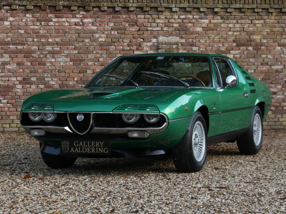 Image 1/50 of Alfa Romeo Montreal (1973)