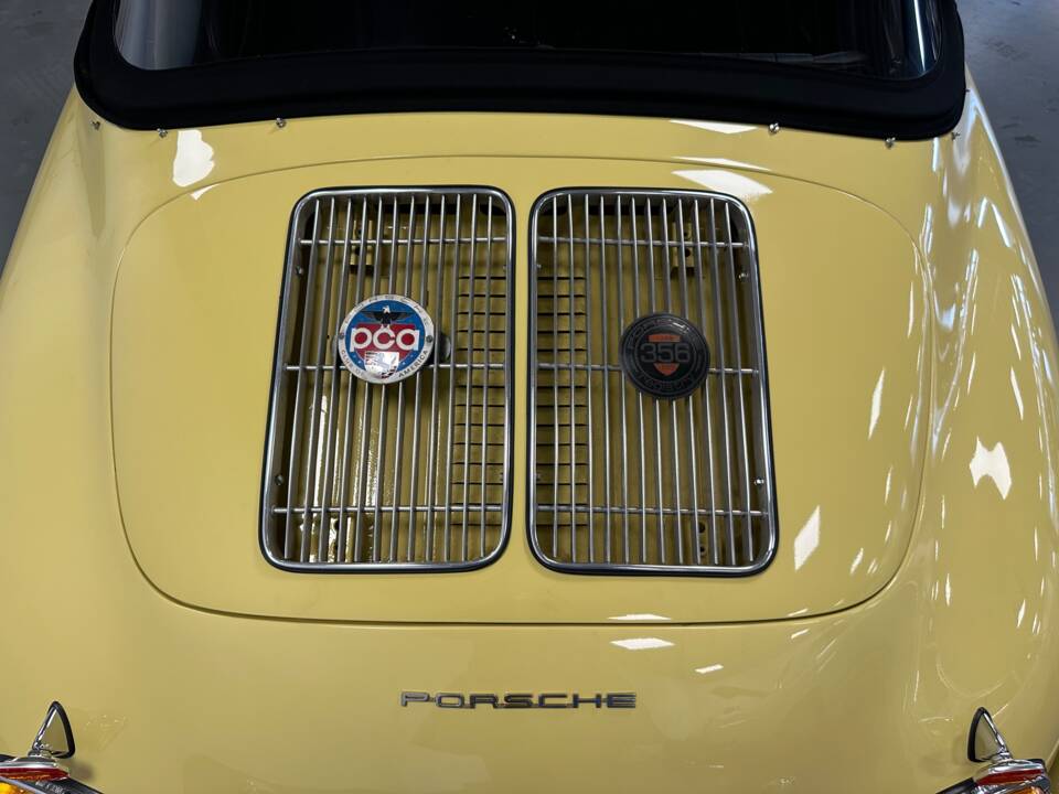 Image 29/101 of Porsche 356 B 1600 (1963)