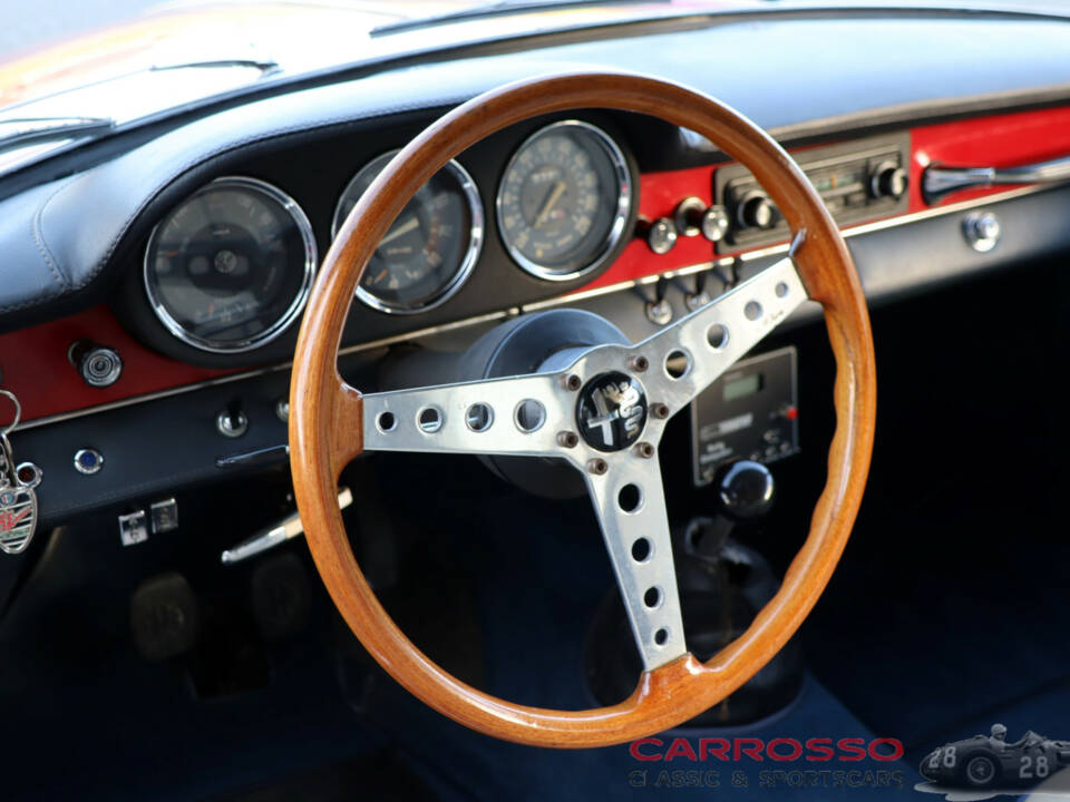 Imagen 36/42 de Alfa Romeo Giulietta Sprint 1300 (1965)