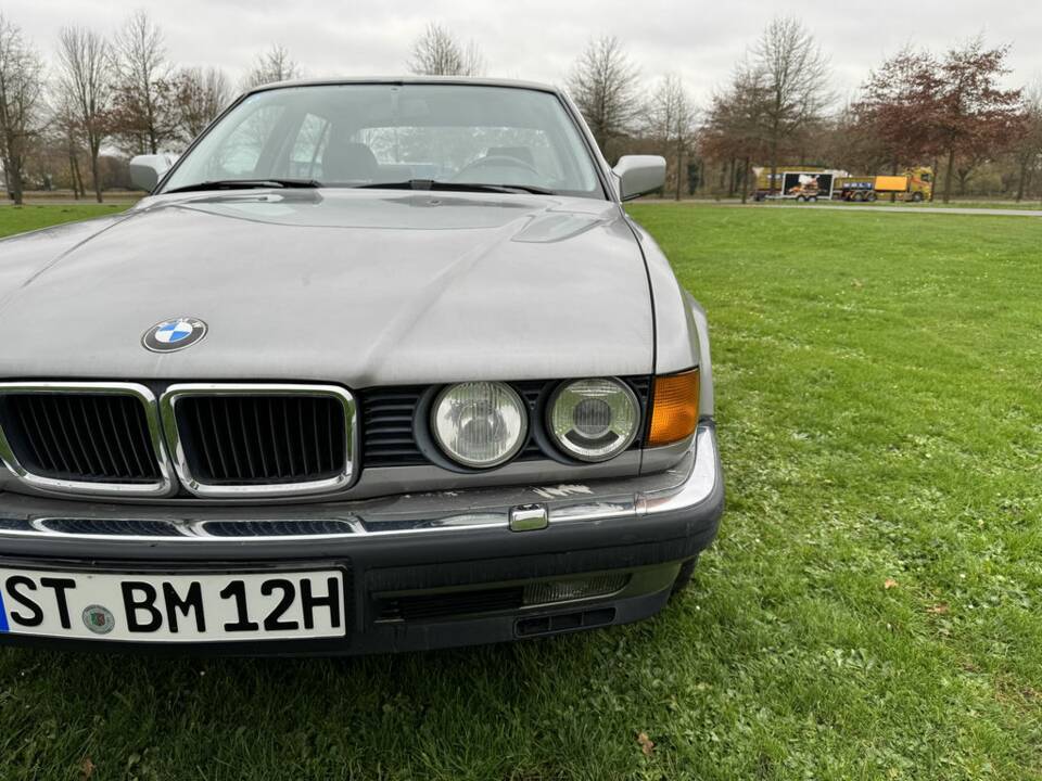 Bild 6/8 von BMW 750iL (1989)