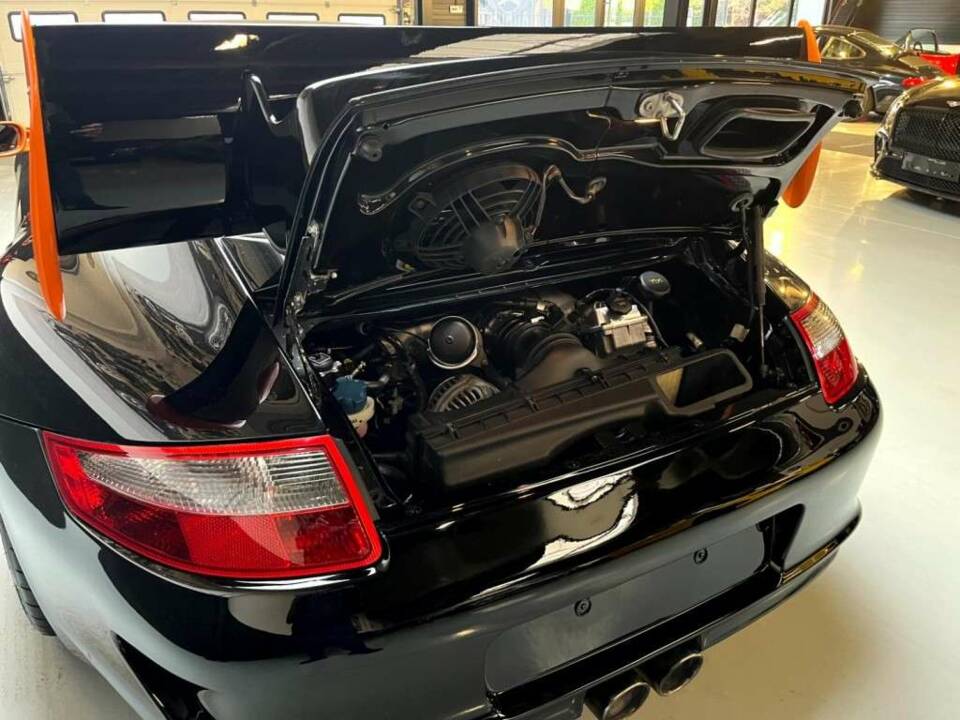 Bild 14/50 von Porsche 911 GT3 RS (2008)