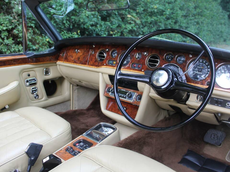 Bild 8/21 von Bentley Corniche I (1975)