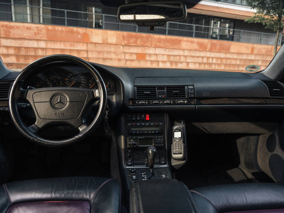 Immagine 25/27 di Mercedes-Benz CL 420 (1996)