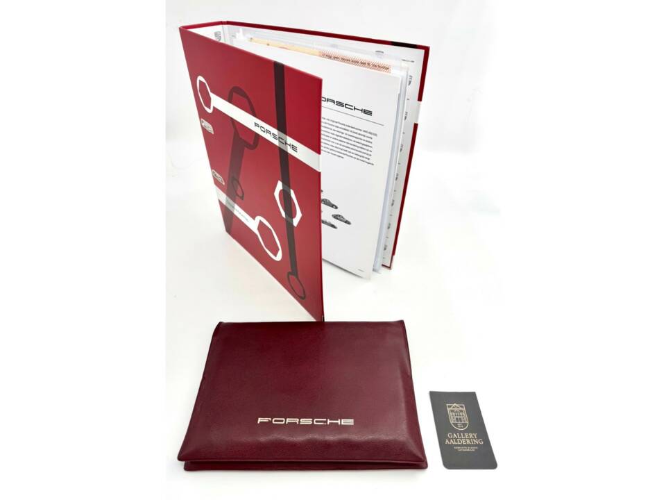 Bild 9/50 von Porsche 911 Carrera 3.2 (1988)