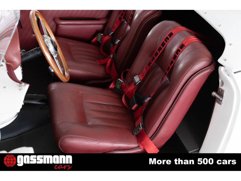 Image 13/15 of Mercedes-Benz 190 SL (1955)