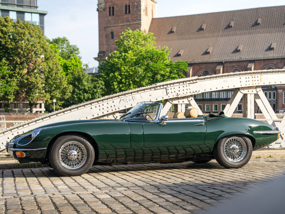 Bild 8/30 von Jaguar E-Type V12 (1974)