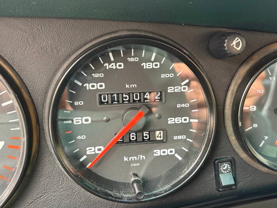 Afbeelding 19/73 van Porsche 911 Carrera 4 (1995)
