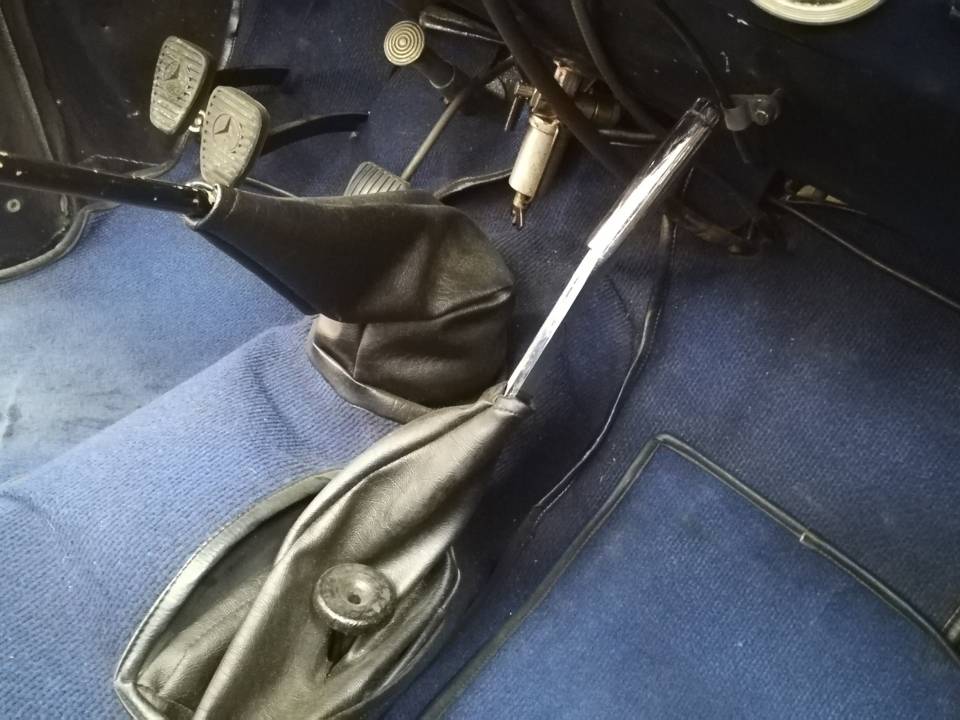 Imagen 24/50 de Mercedes-Benz 170 V Cabriolet B (1941)