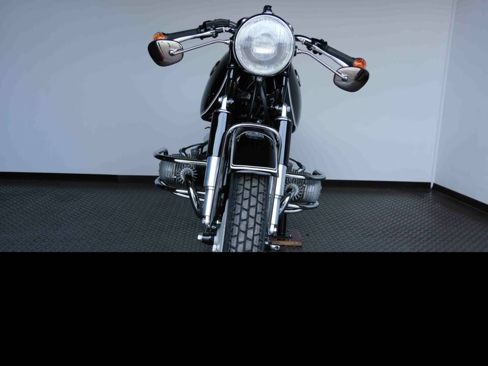 Image 60/98 of BMW R 69 S (1964)