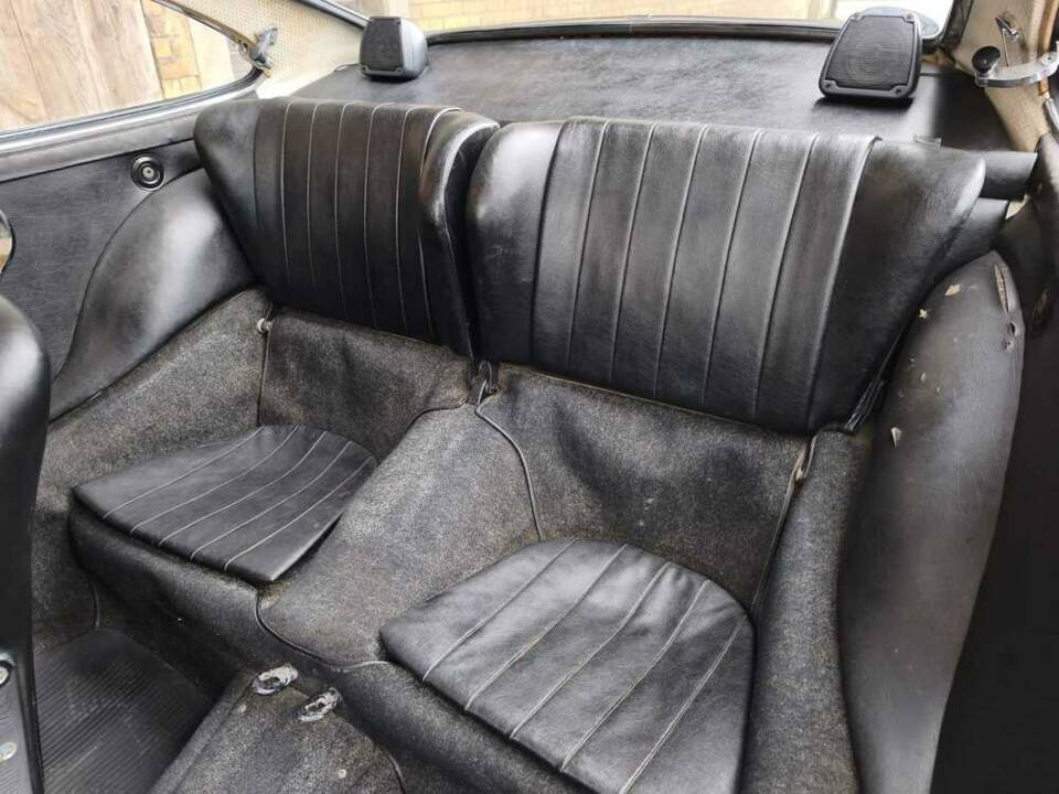 Image 8/19 of Porsche 912 (1967)
