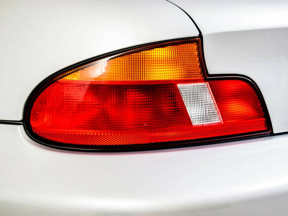 Bild 29/50 von BMW Z3 2.0 (2000)